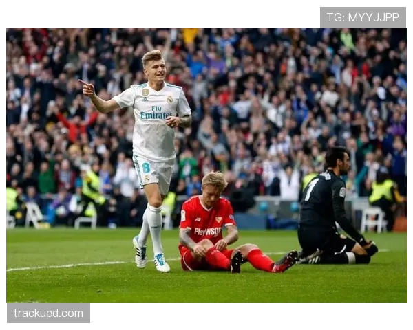 克罗斯提速直塞撕裂防线，角色转型如何驱动球队进攻升级？