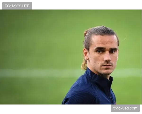 格列兹曼前场枢纽作用对球队组织结构的影响分析