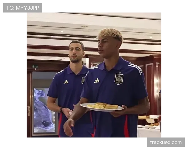 亚马尔连续强强对话撕开防线，边路爆发展现新星崛起趋势